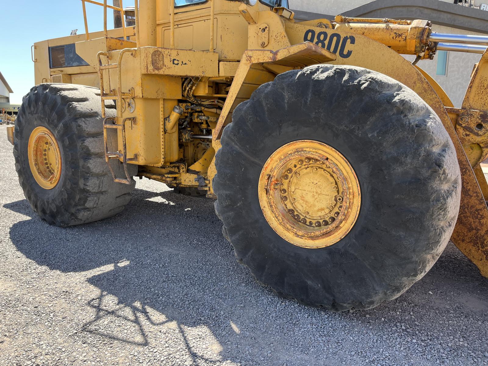 ./imagenes/INVOICE/2019/17995/CATERPILLAR 980C (7).JPG